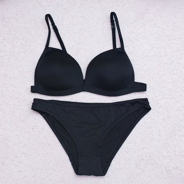 Dewani Plain Bra Set With Wire Free