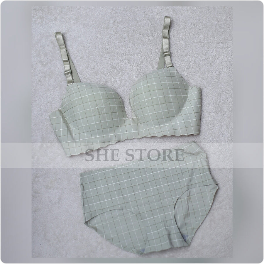 Check Soft Padded Bra Set With Premium Quality