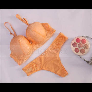 Angles Auro Bra Set