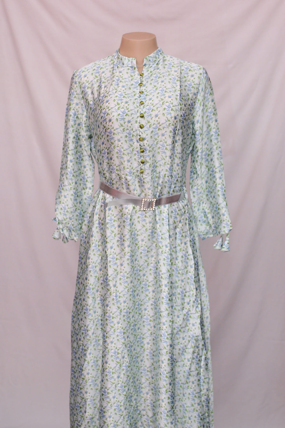 She Store Frock With Belt