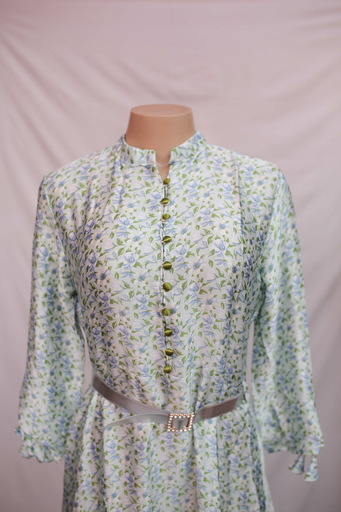 She Store Frock With Belt