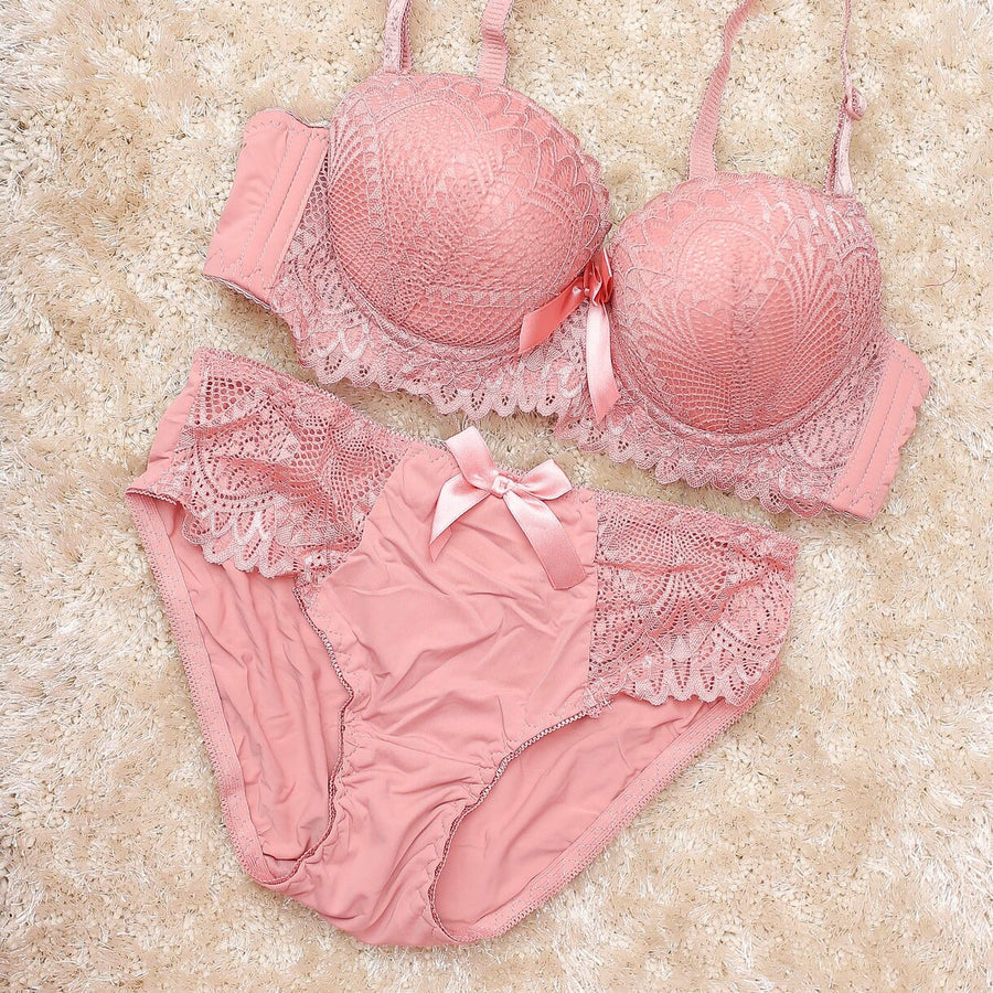 GEETIKA BRA SET