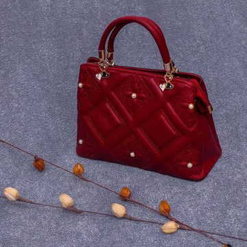 Pearl dot hand bag